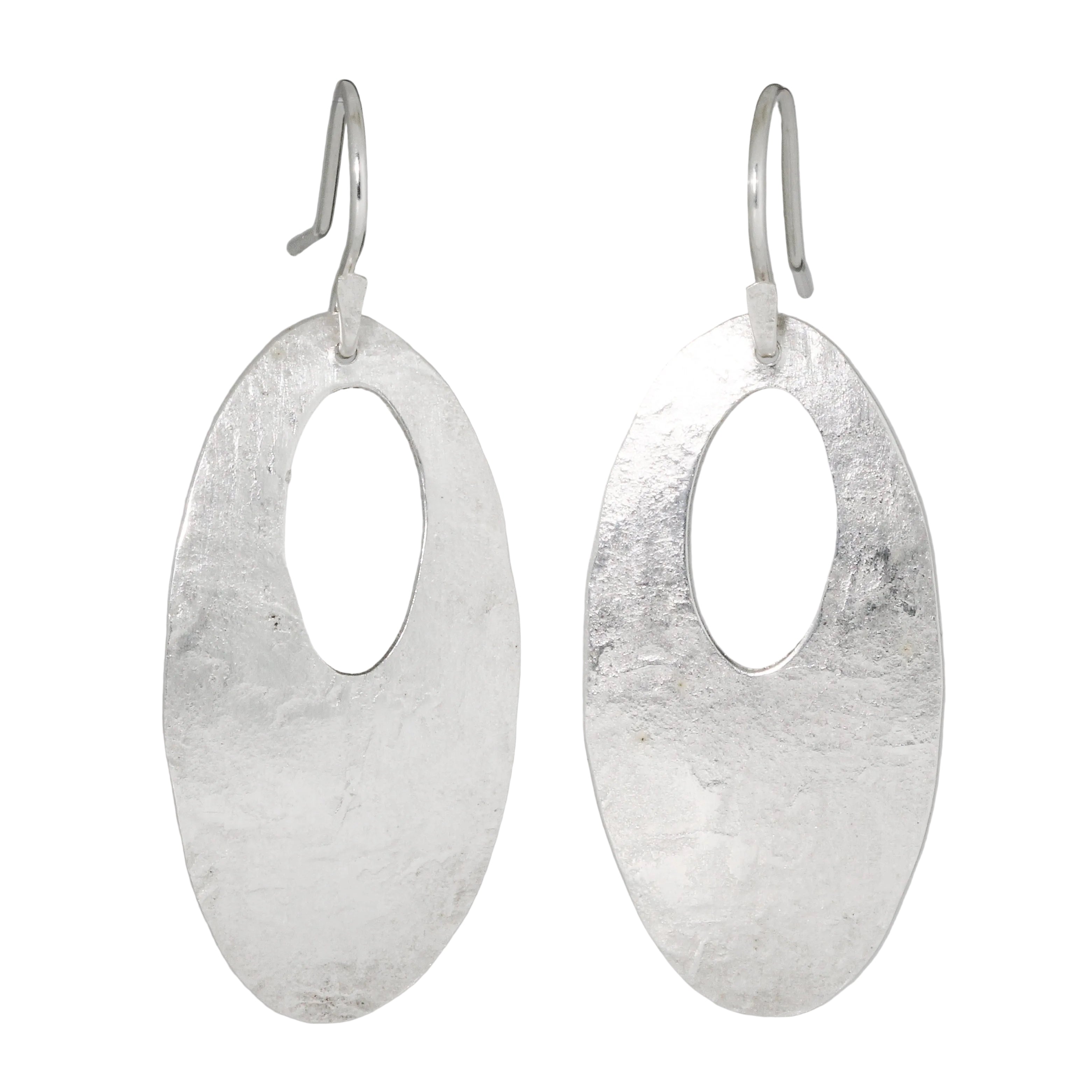 Hammered Cutout Open Oval Earrings