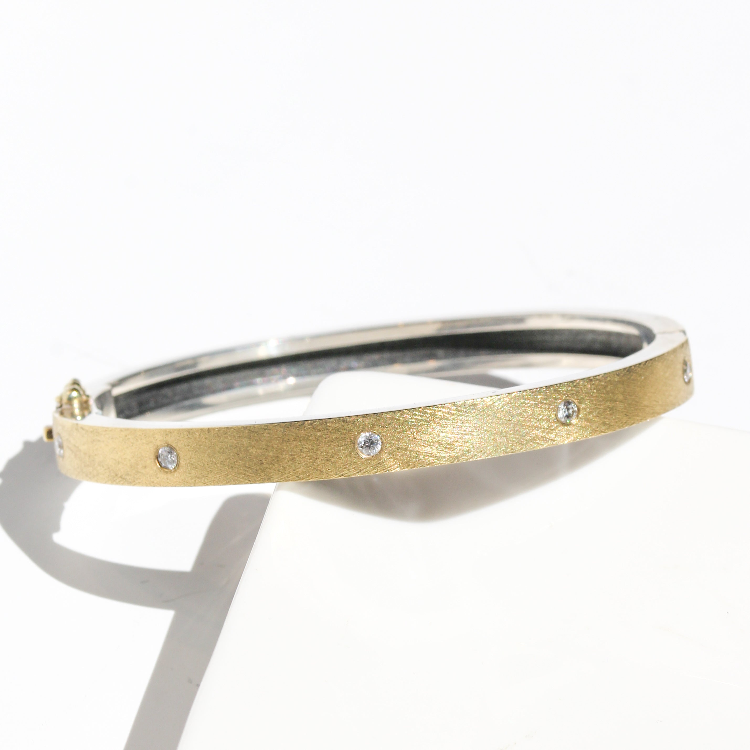 Olly 6mm gold bracelet