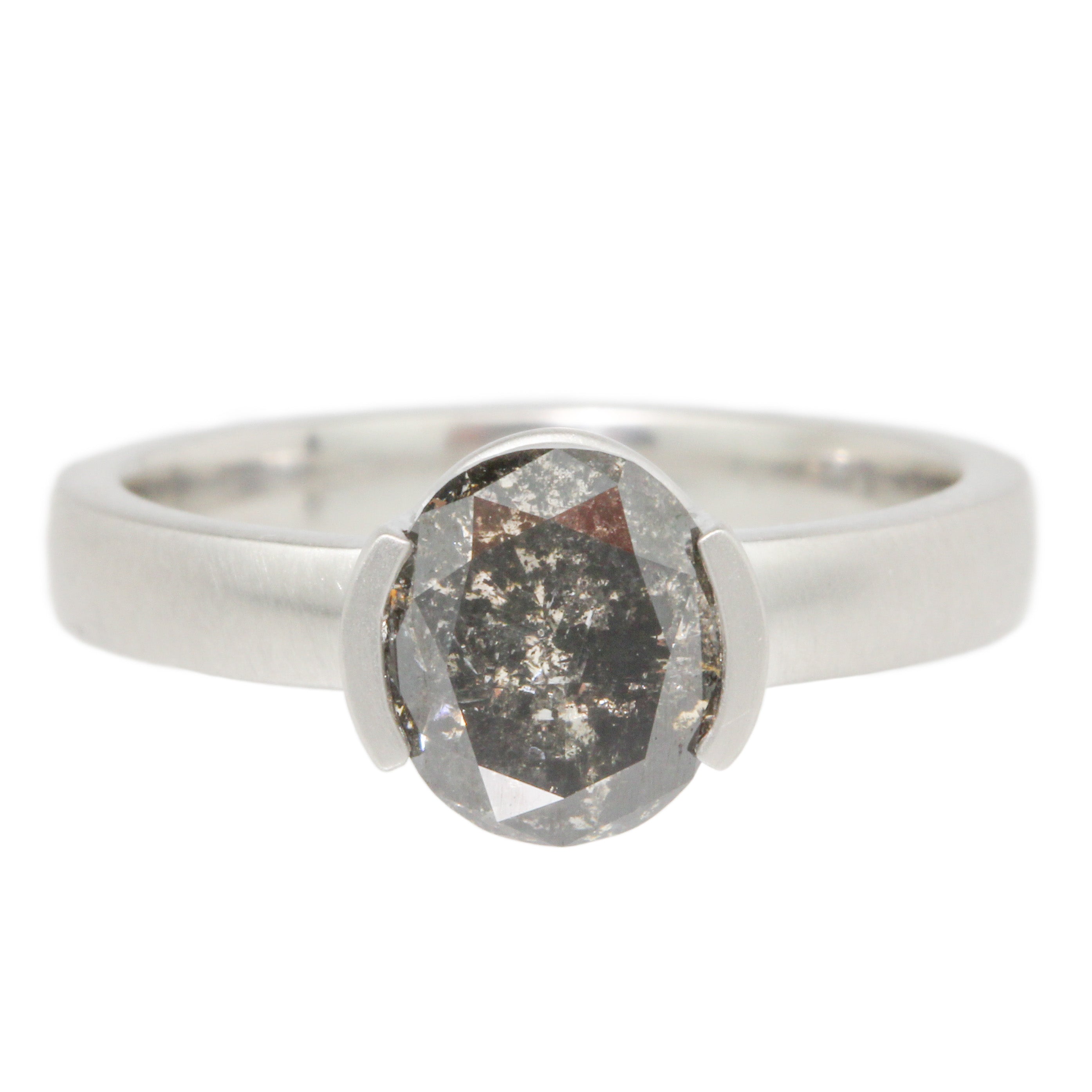 Black Diamond Bracket Ring
