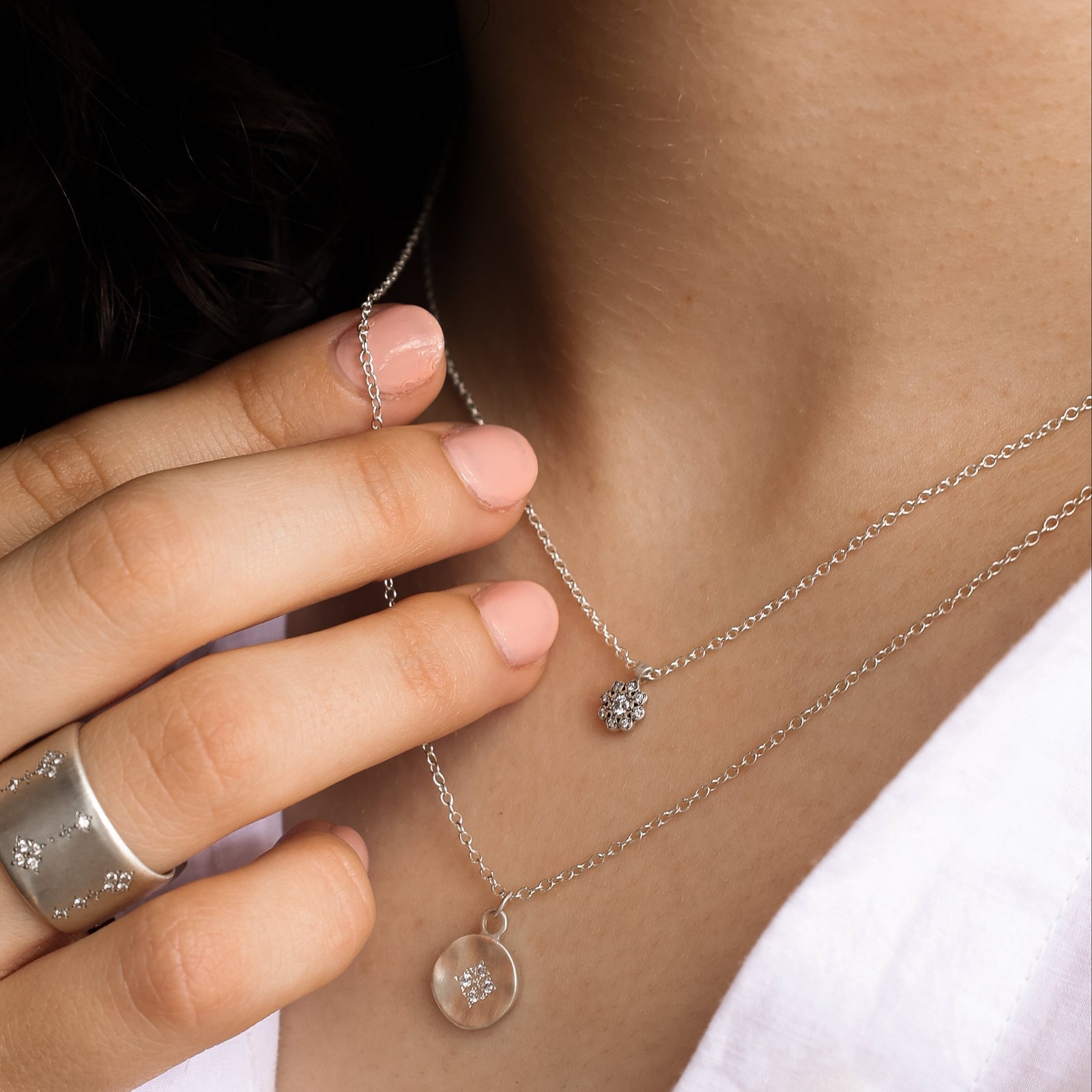 AC_Moonflower_Sapphire_Necklace