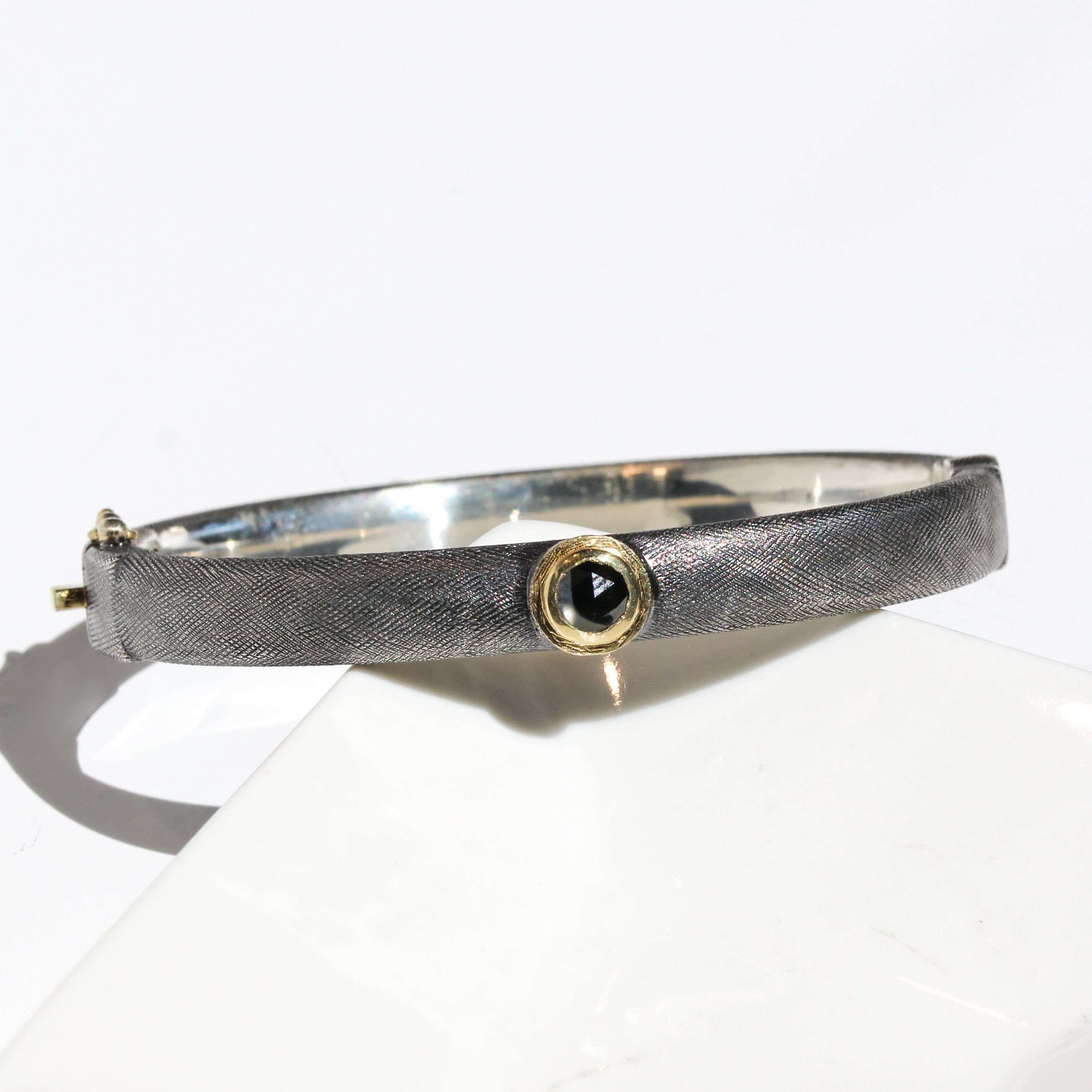 Gypsy-8mm-rounded-black-diamond-bracelet
