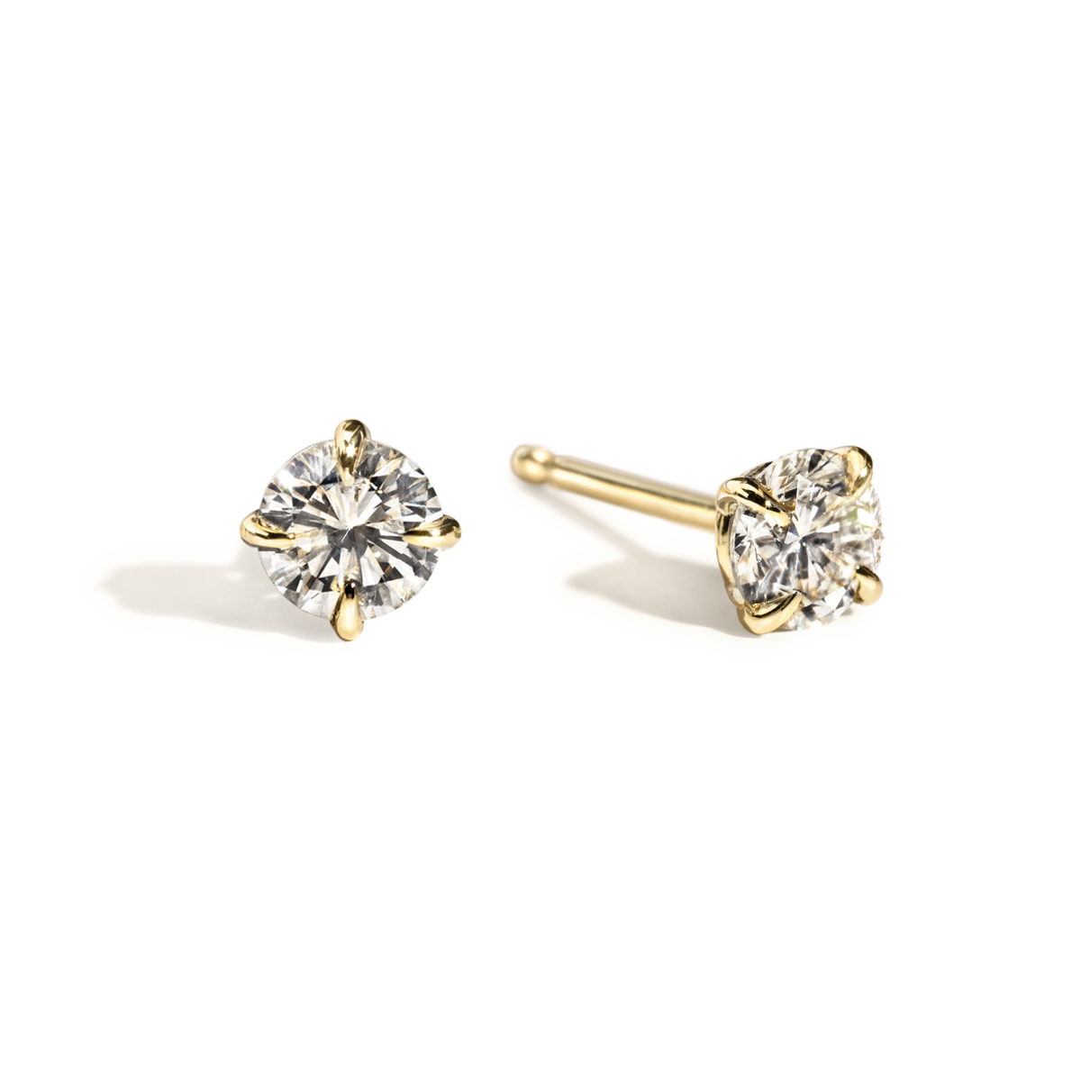 Round Diamond 4 Prong Stud Earrings