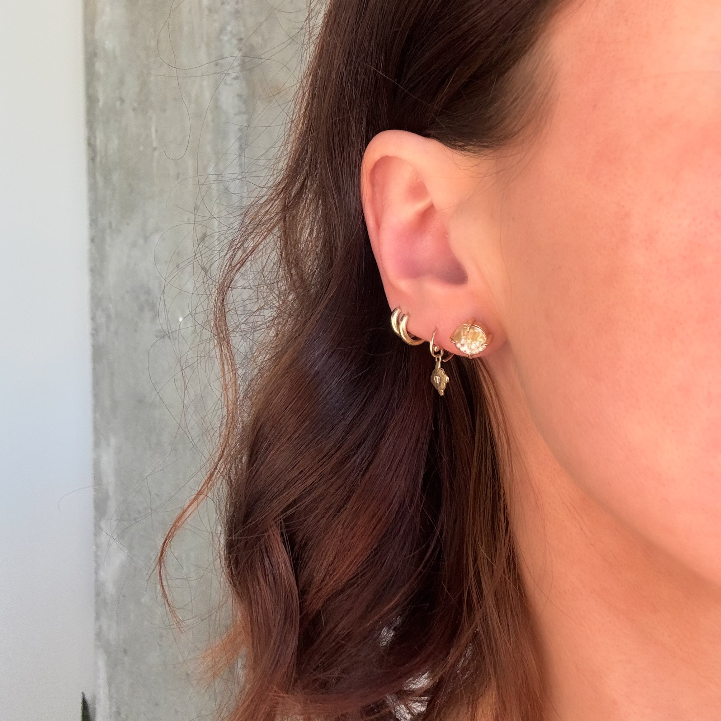 Pearl Shaker Stud Earrings