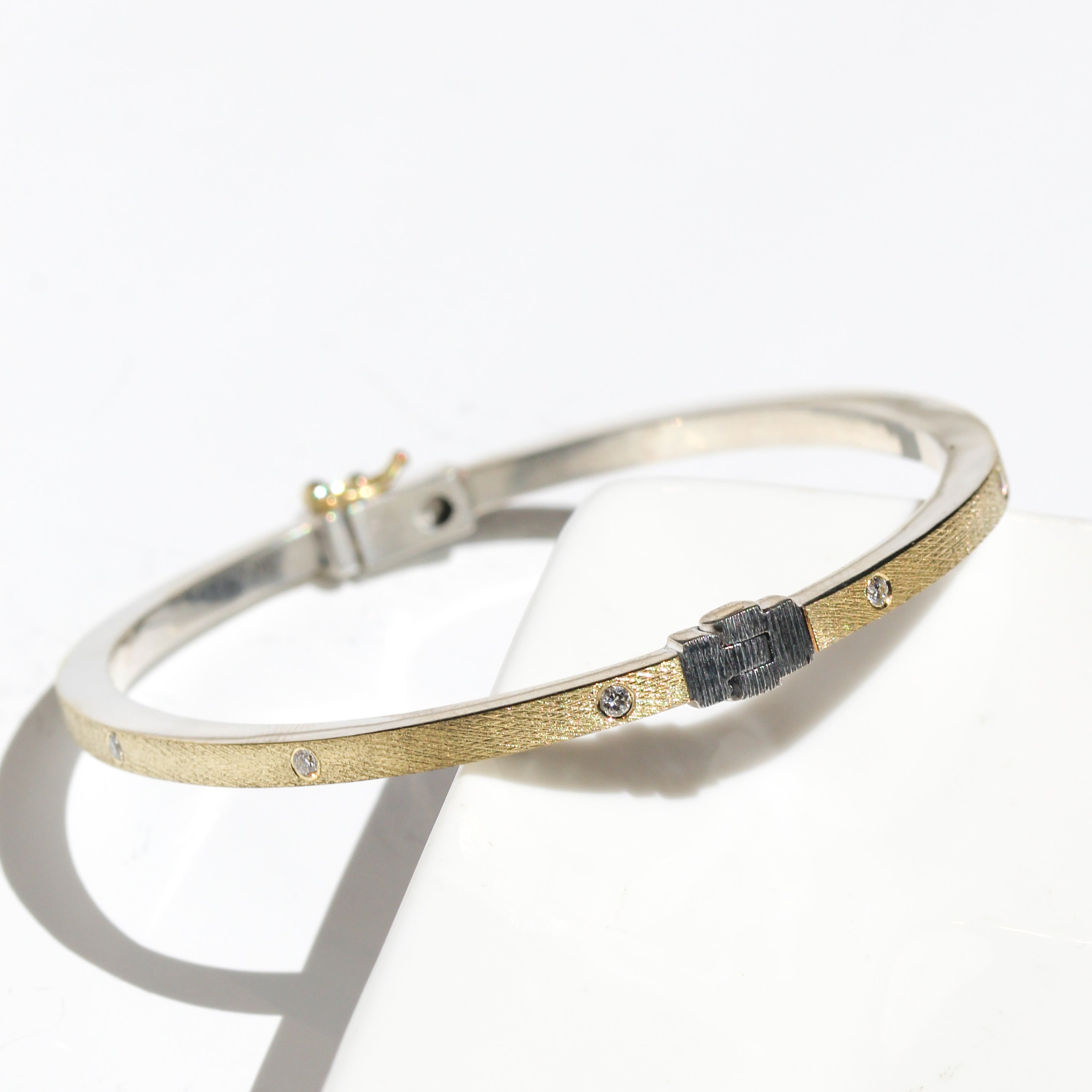 Rene-Escobar-olly-lux-5mm-bracelet-gold
