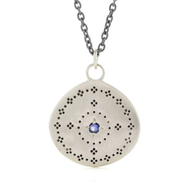 Nostalgia Blue Sapphire Necklace